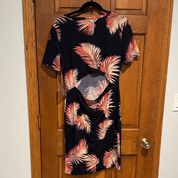 Forever 21 Navy and Coral Leaf Print Mini Dress - Picture 5 of 5